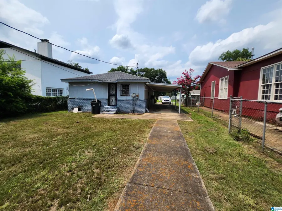 2725 PARKLAWN AVENUE SW, Birmingham, AL 35211 - #2