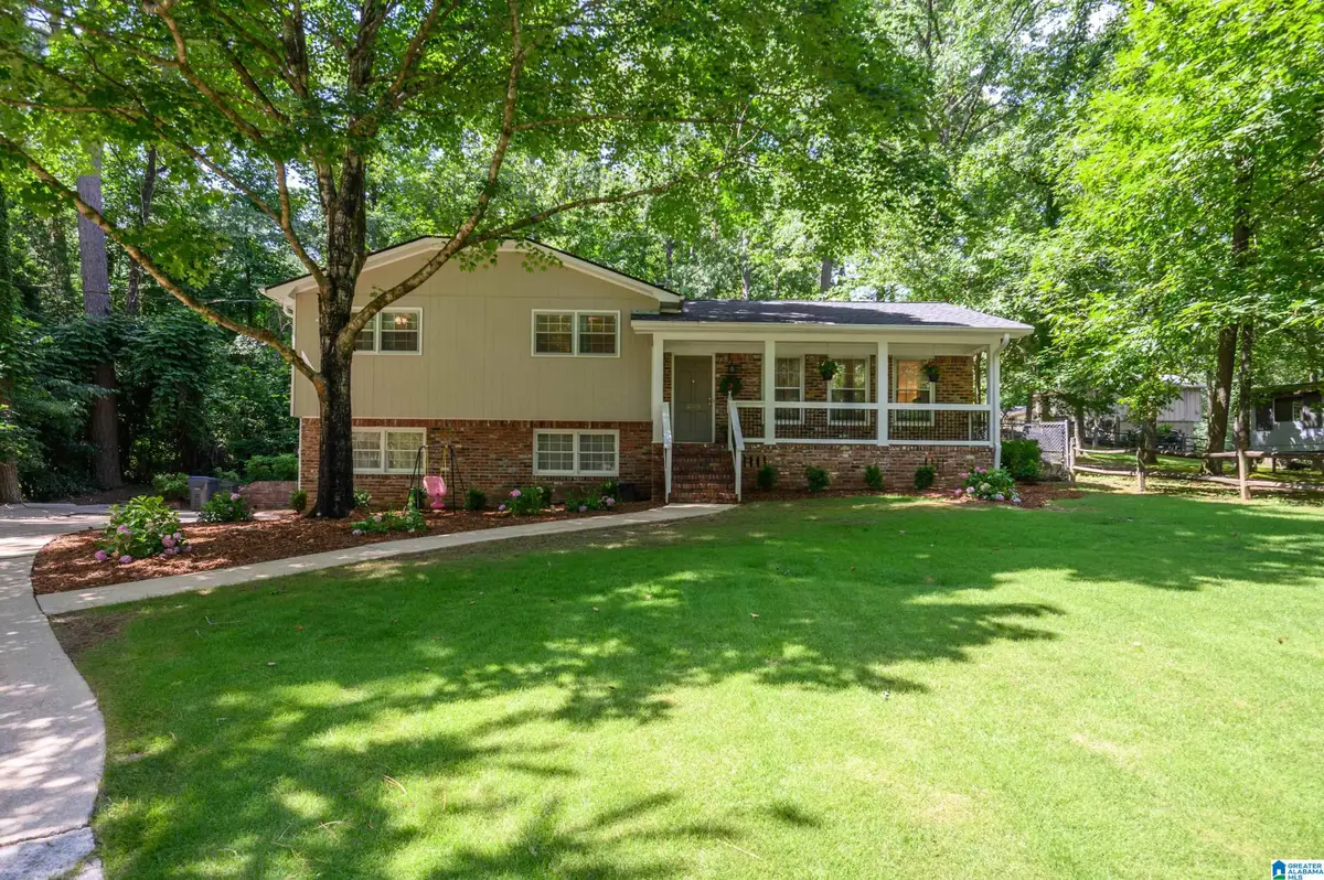 3560 VALLEY CIRCLE, Vestavia Hills, AL 35243 - #1