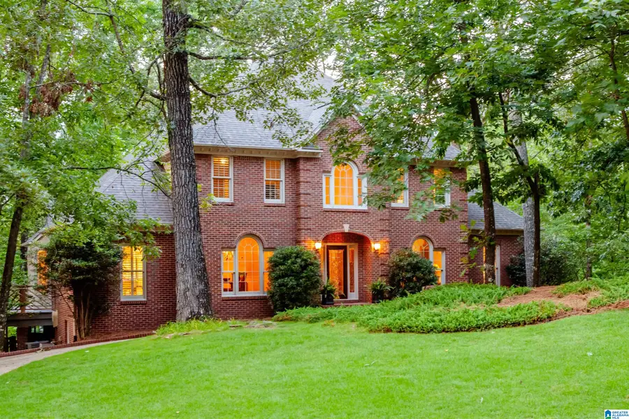 2348 COUNTRY RIDGE DRIVE, Vestavia Hills, AL 35243 - #3