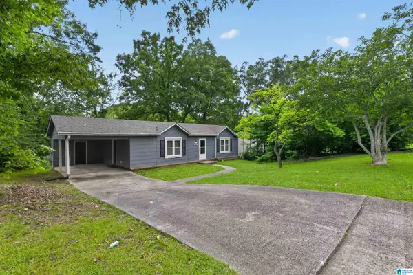 3047 APPLE VALLEY LANE, Birmingham, AL 35215