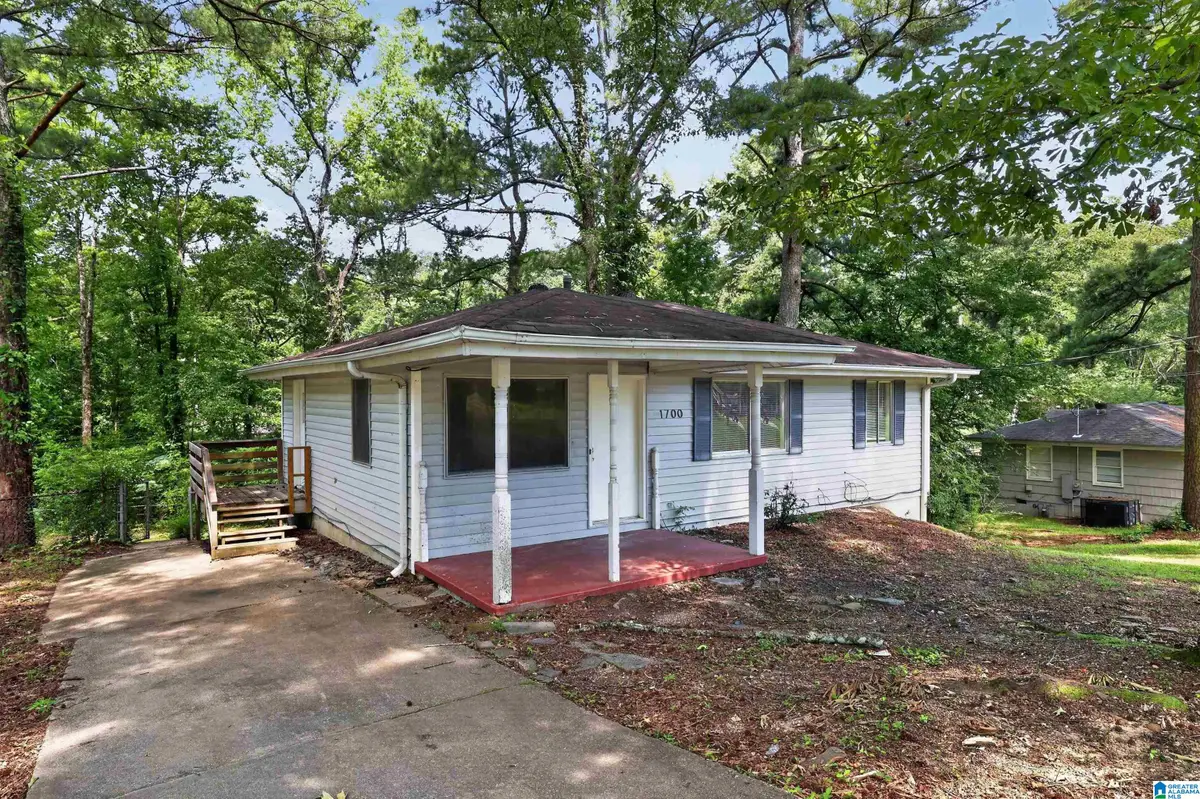 1700 4TH WAY NW, Center Point, AL 35215 - #1