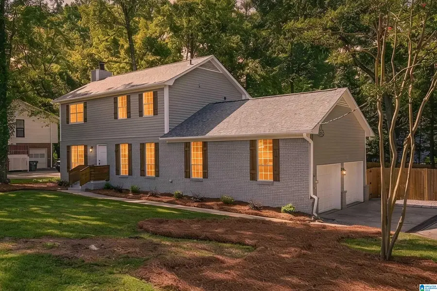 3225 GREEN VALLEY ROAD, Vestavia Hills, AL 35243 - #2