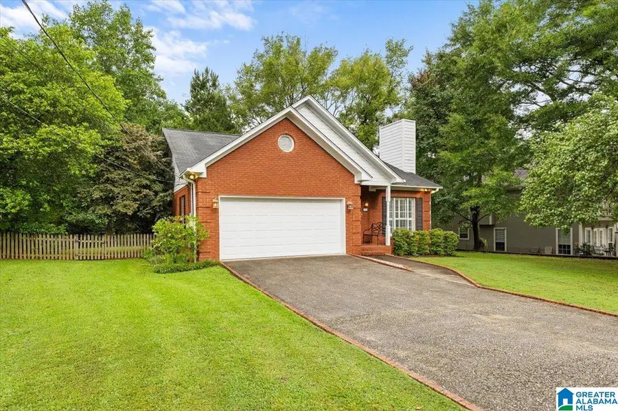 4024 CHRISTOPHER DRIVE, Vestavia Hills, AL 35243 - #3