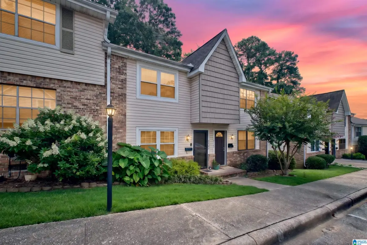 2725 SOUTHBURY CIRCLE, Vestavia Hills, AL 35216 - #1