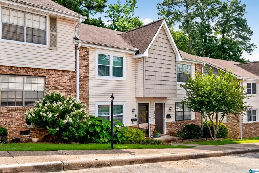 2725 SOUTHBURY CIRCLE, Vestavia Hills, AL 35216 - #2