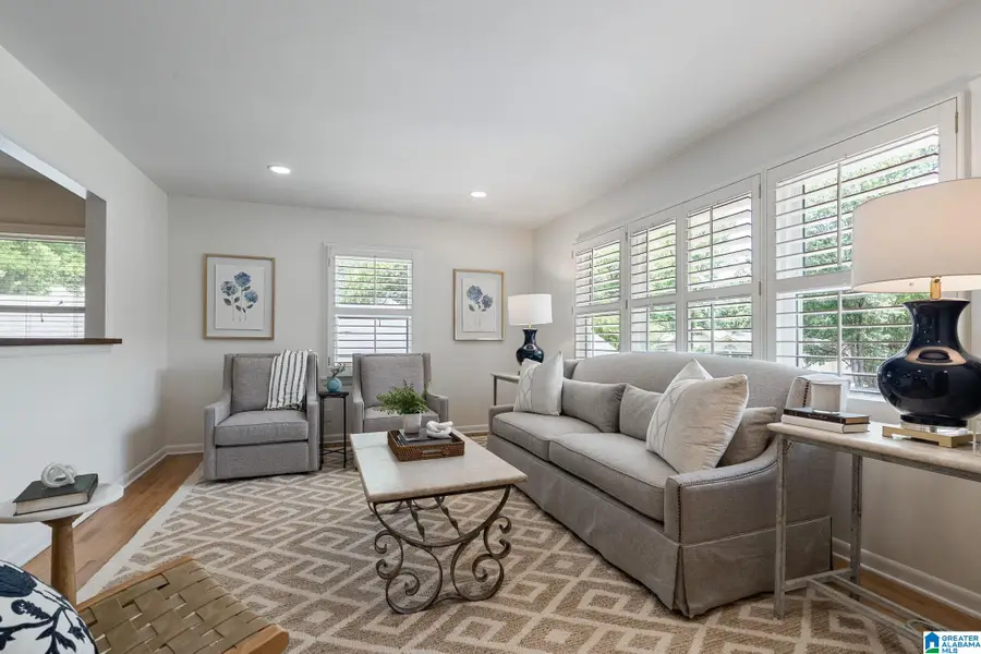 1618 WOODFERN DRIVE, Homewood, AL 35209 - #3