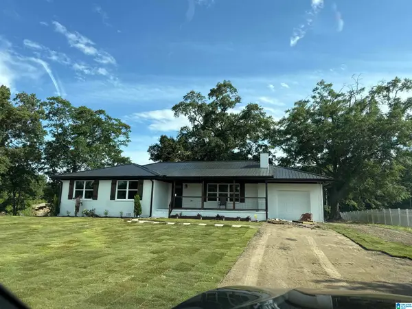 4208 COGSWELL AVENUE, Pell city, AL 35125