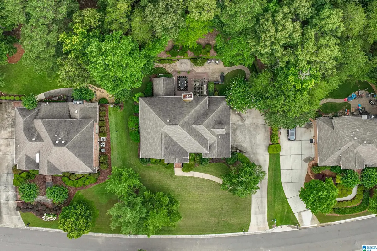 909 VESTLAKE HOLLOW CIRCLE, Vestavia Hills, AL 35242 - #1