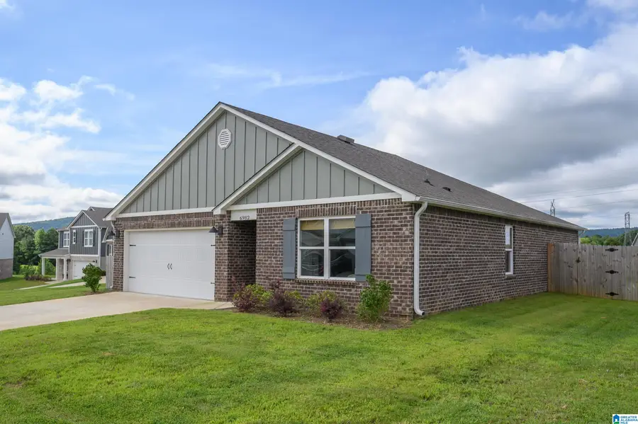 6982 SOUTHERN TRACE LOOP, Leeds, AL 35094 - #2