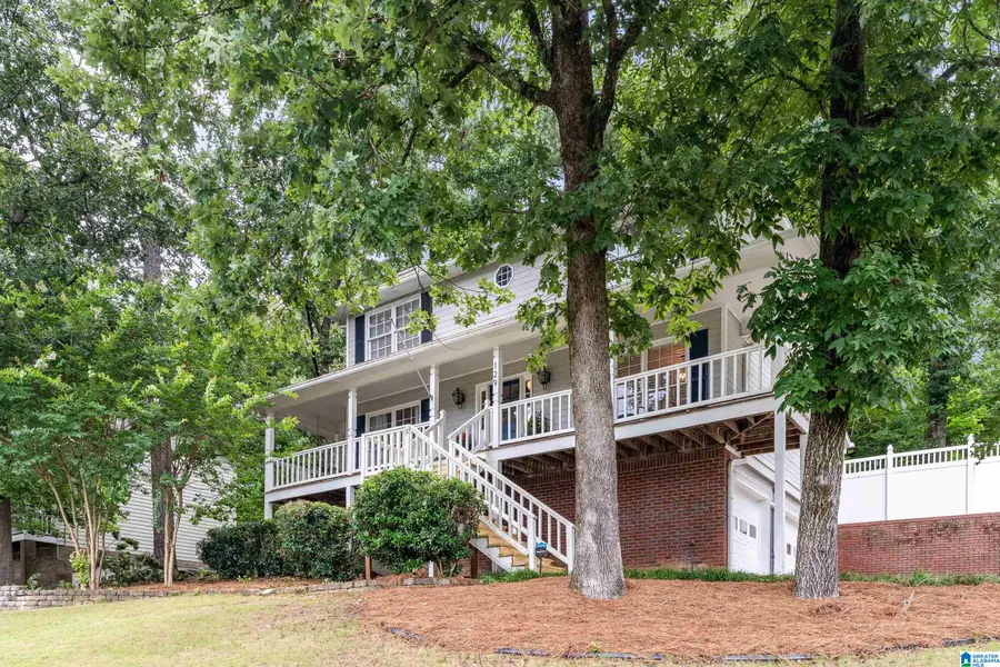129 S RUN CIRCLE, Hoover, AL 35244 - #2