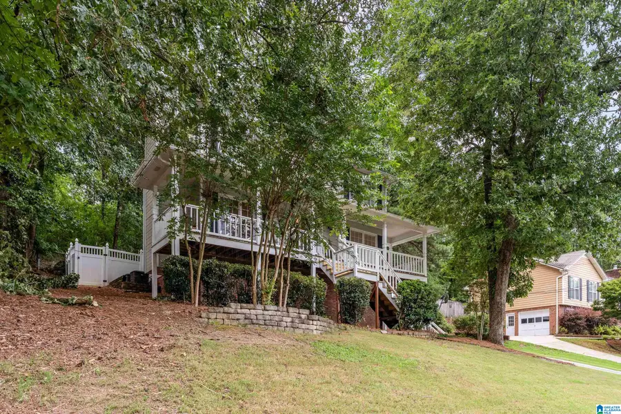 129 S RUN CIRCLE, Hoover, AL 35244 - #3