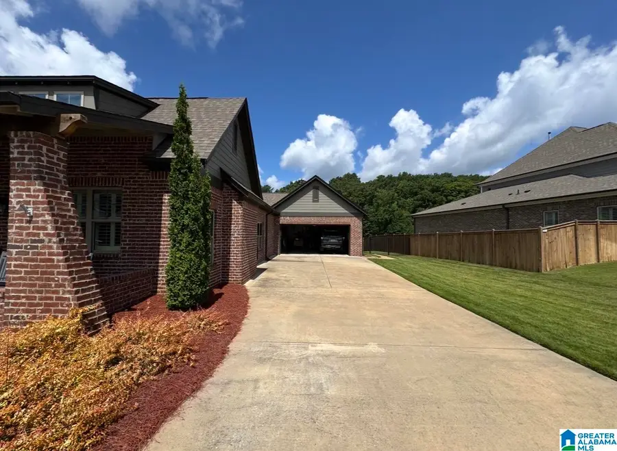 543 GRIFFIN LAKE TRACE, Birmingham, AL 35242 - #3