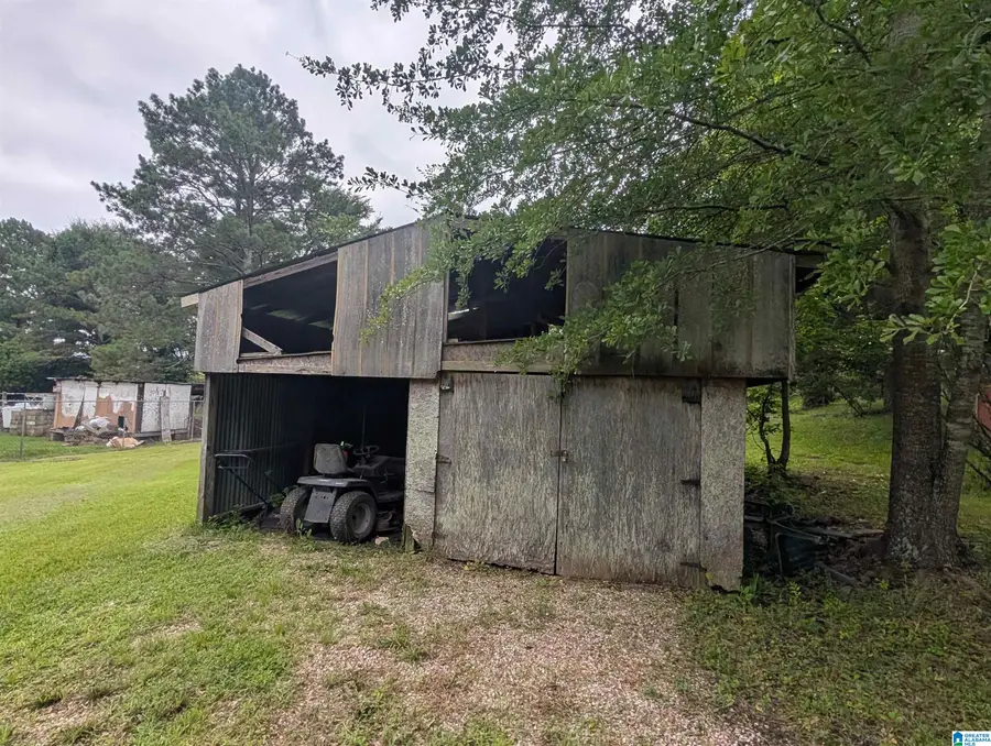 323 TAYLORS CHAPEL ROAD, Anniston, AL 36201 - #2