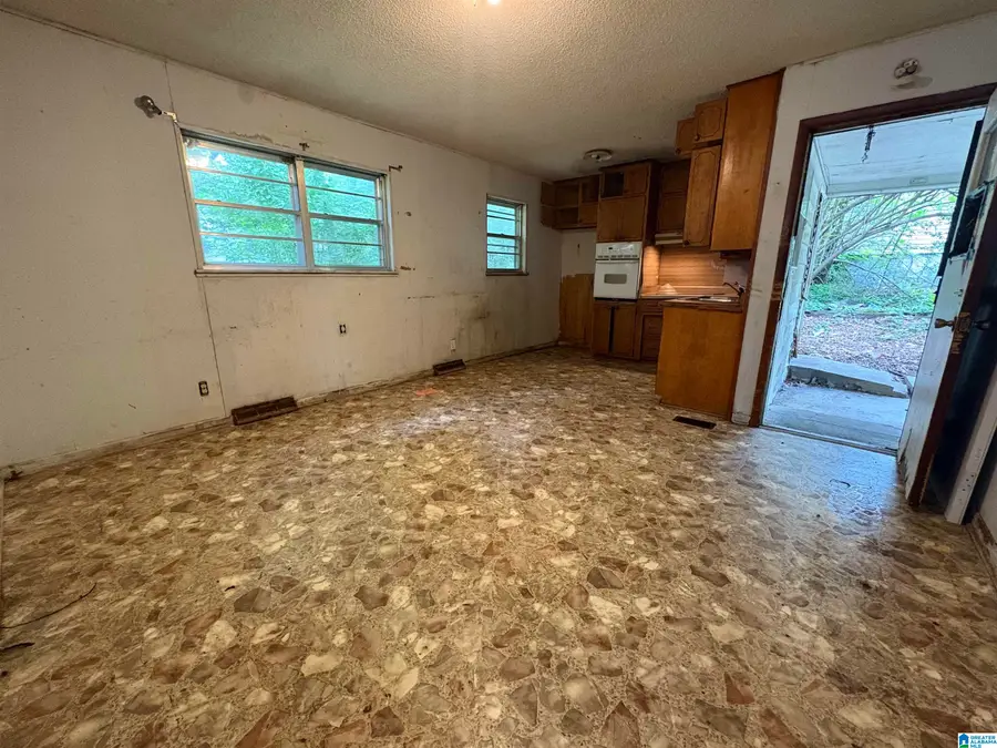 1914 3RD STREET NW, Center Point, AL 35215 - #3