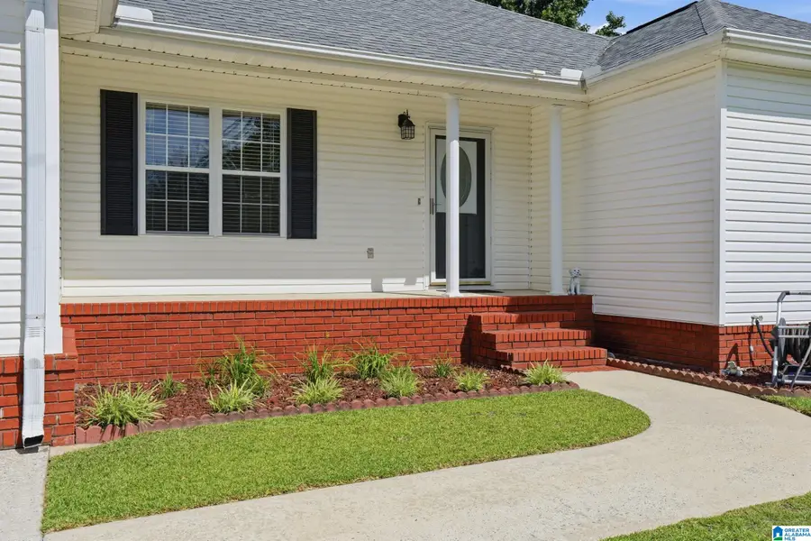 329 COUNTY ROAD 121, Jemison, AL 35085 - #3
