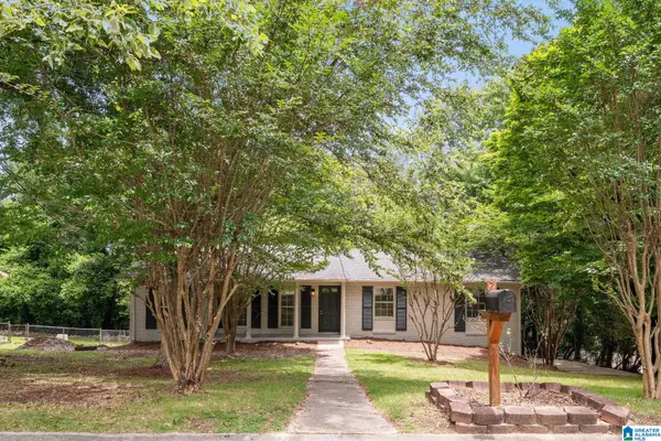 2825 2ND WAY NW, Center point, AL 35215