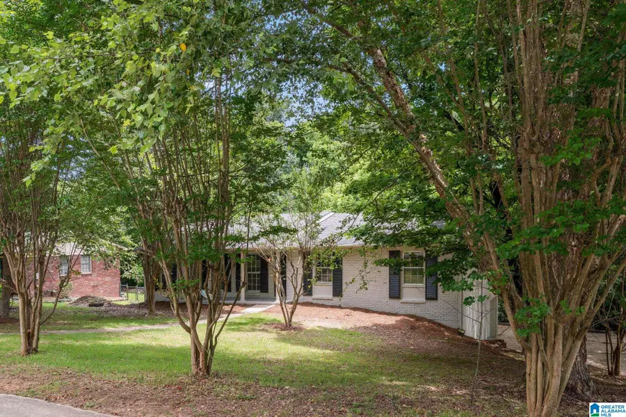 2825 2ND WAY NW, Center Point, AL 35215 - #3