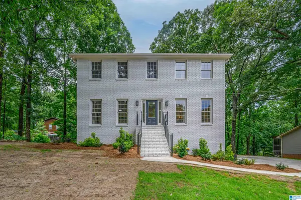 1700 WHITE OAK PLACE, Hoover, AL 35244