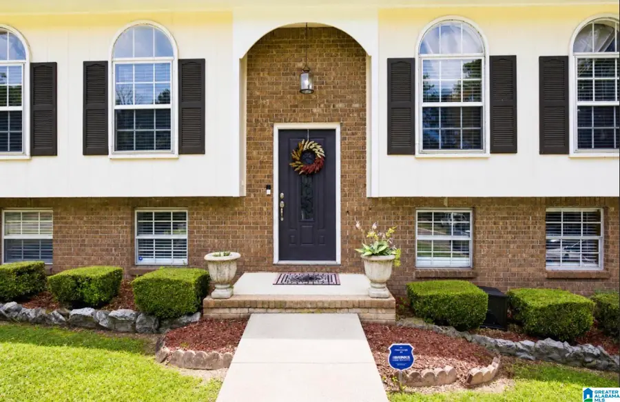 325 WINK CIRCLE, Center Point, AL 35215 - #2