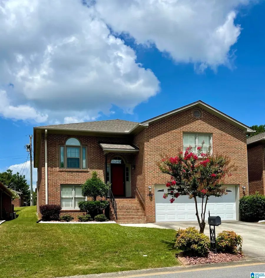 1607 PARKMAN STREET NE, Cullman, AL 35055 - #2