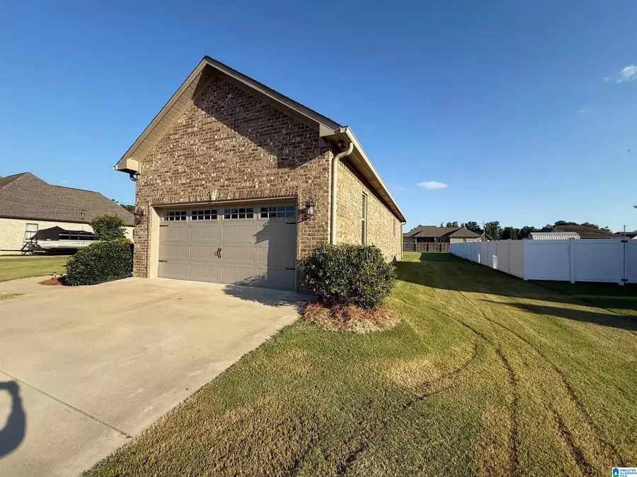 135 COTTONWOOD CIRCLE, Gadsden, AL 35901 - #3