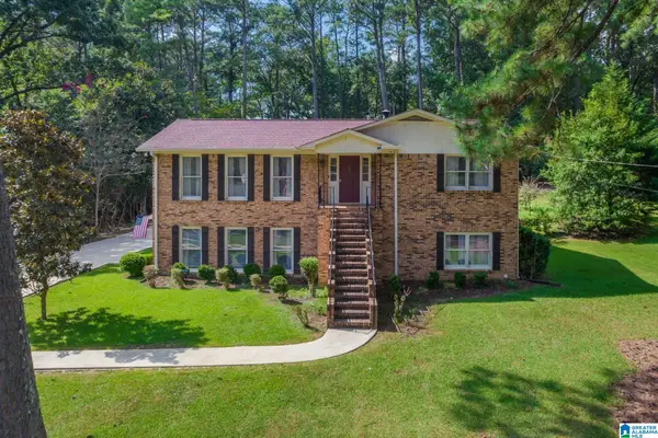 2464 VALE DRIVE, Birmingham, AL 35244