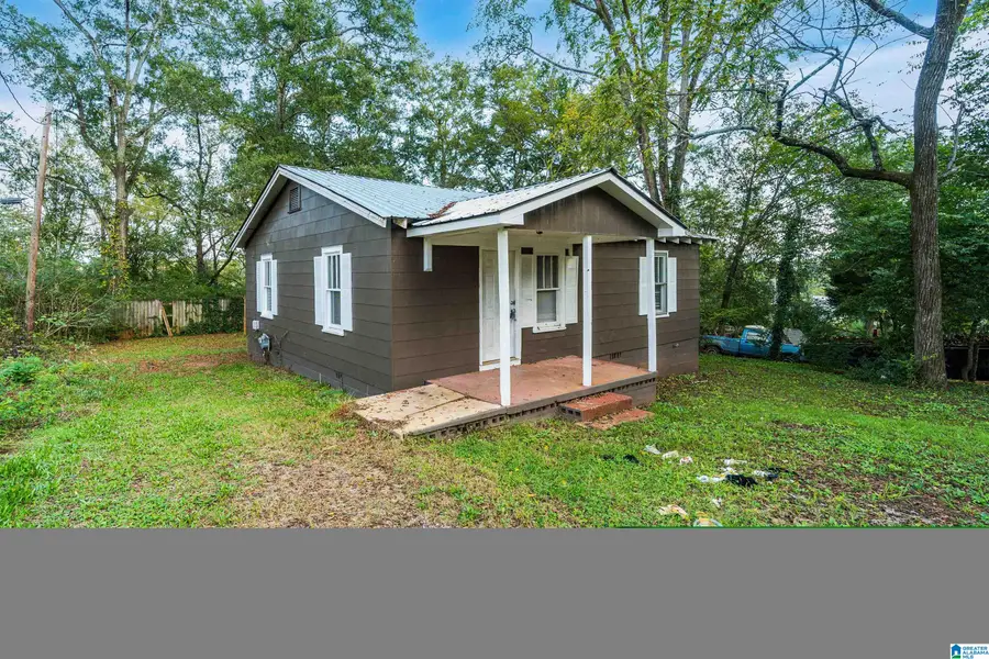 1216 N NORTH HELEN AVENUE, Sylacauga, AL 35150 - #3