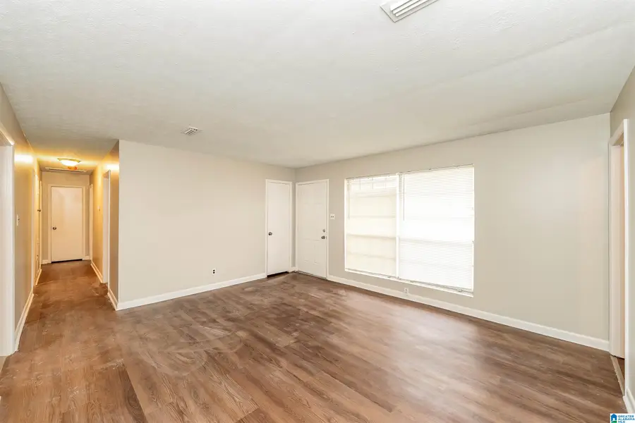 908 S HAMMETT AVENUE, Sylacauga, AL 35150 - #3