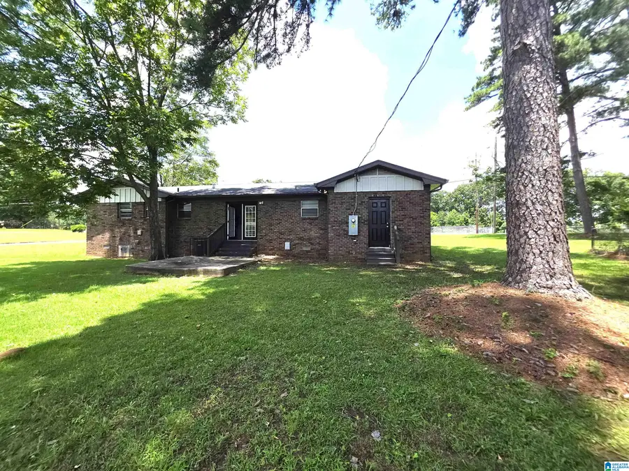 305 GLEN CREST DRIVE, Fairfield, AL 35064 - #2