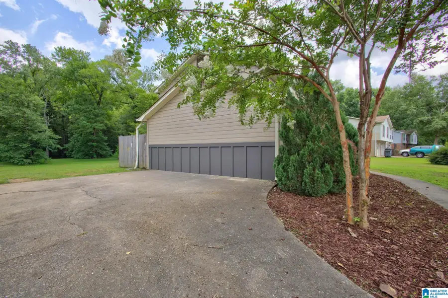 4504 ENGLEWOOD ROAD, Helena, AL 35080 - #3