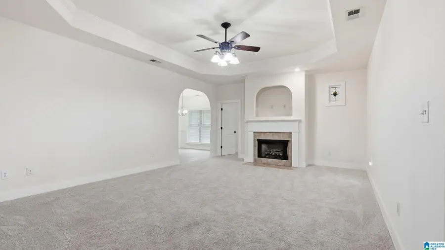 2025 HIGHVIEW WAY, Calera, AL 35040 - #3