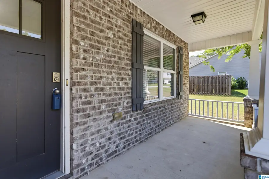 852 HUNTINGTON TRACE, Chelsea, AL 35043 - #2