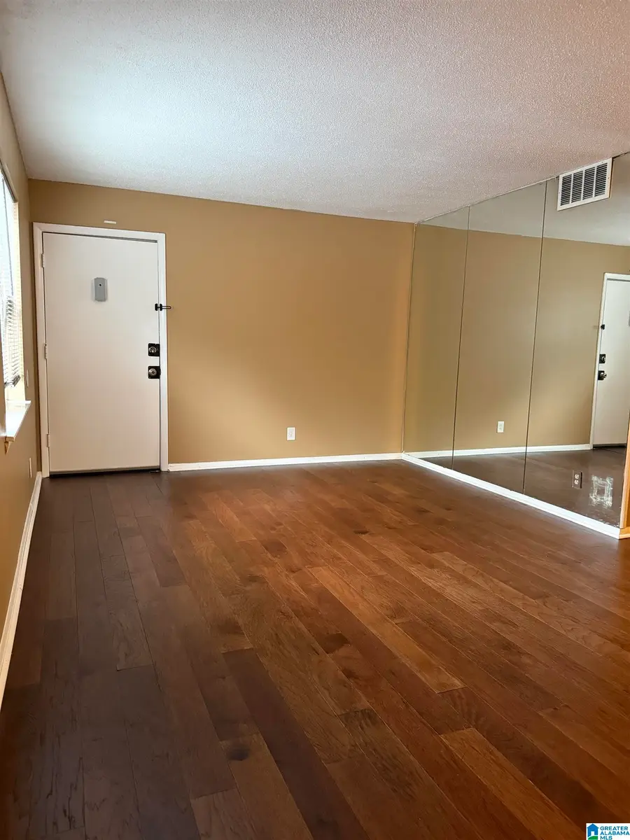 832 E BEACON PARKWAY, Birmingham, AL 35209 - #2