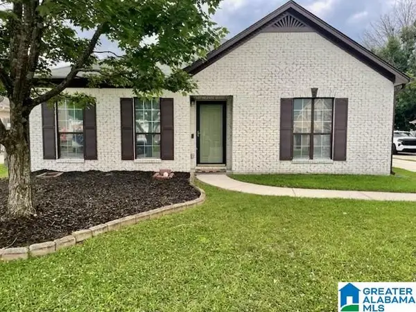 404 WALKER WAY, Pelham, AL 35124
