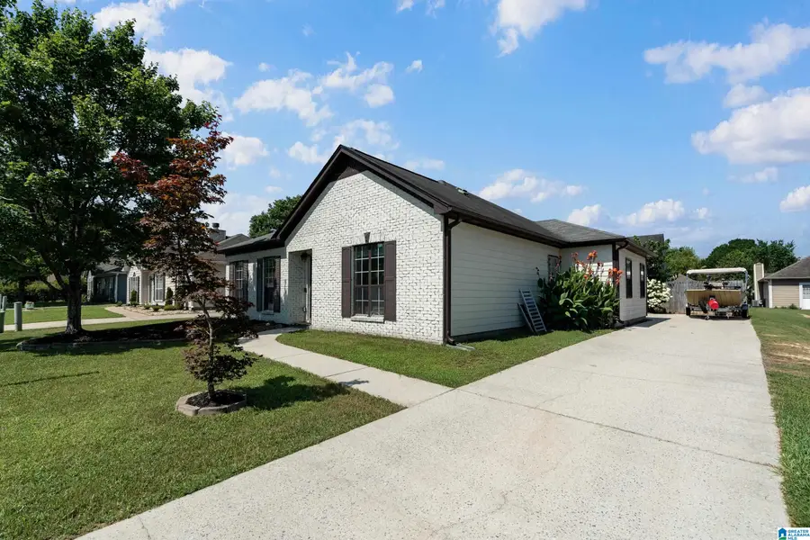 404 WALKER WAY, Pelham, AL 35124 - #3