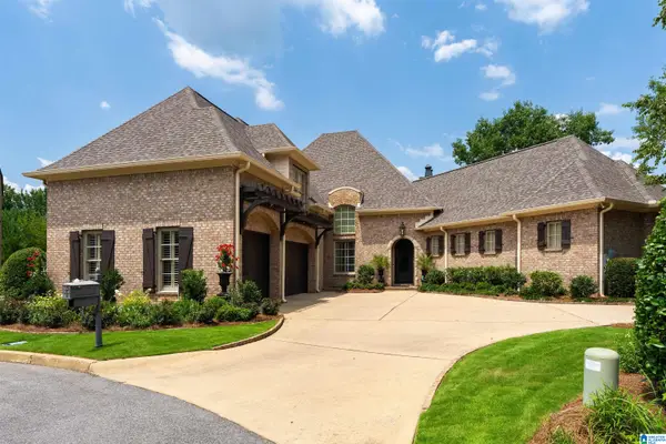 300 WOODWARD COURT, Hoover, AL 35242