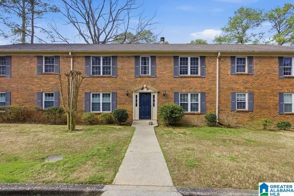 2108 MONTREAT DRIVE, Vestavia hills, AL 35216
