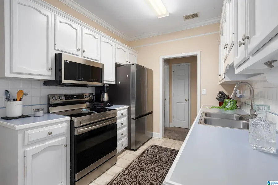 132 GREENFIELD LANE, Alabaster, AL 35007 - #3
