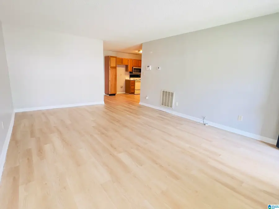 1820 STONEHENGE DRIVE, Center Point, AL 35215 - #2