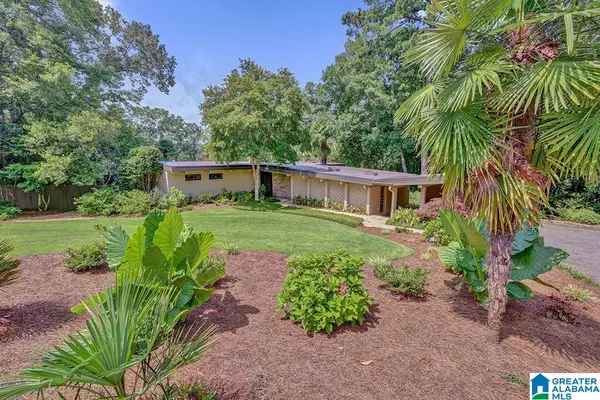 3300 CIRCLE HILL ROAD, Vestavia hills, AL 35243