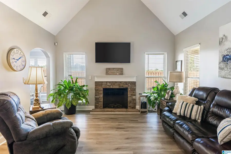 1194 EMERALD RIDGE DRIVE, Calera, AL 35040 - #2