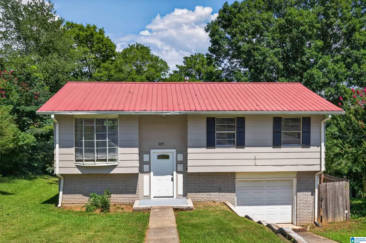1035 BARCLAY DRIVE, Bessemer, AL 35022 - #1
