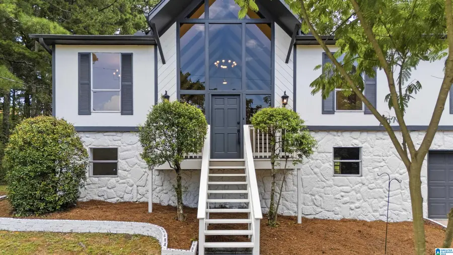 905 23RD COURT NW, Birmingham, AL 35215 - #2