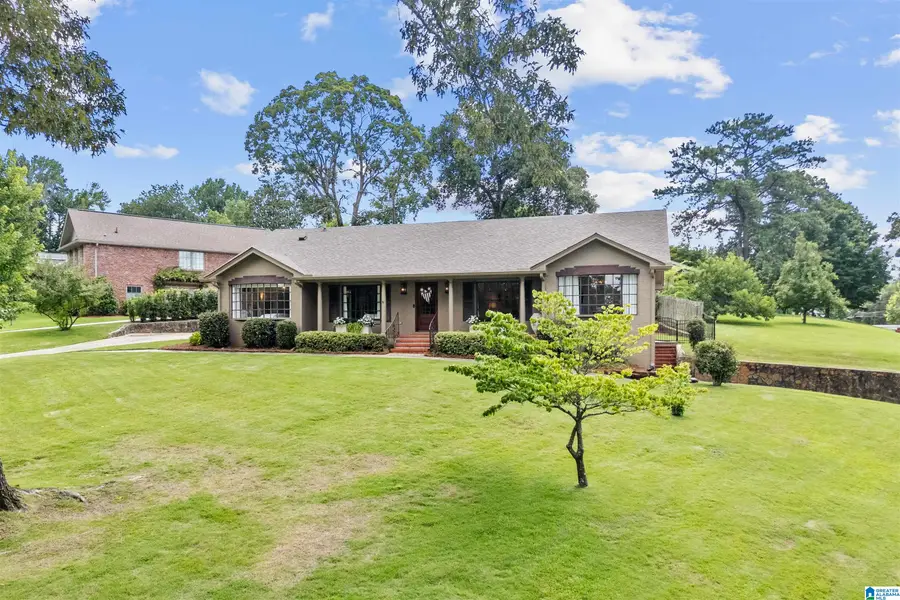 1121 GRAYLYNN DRIVE, Vestavia Hills, AL 35216 - #3