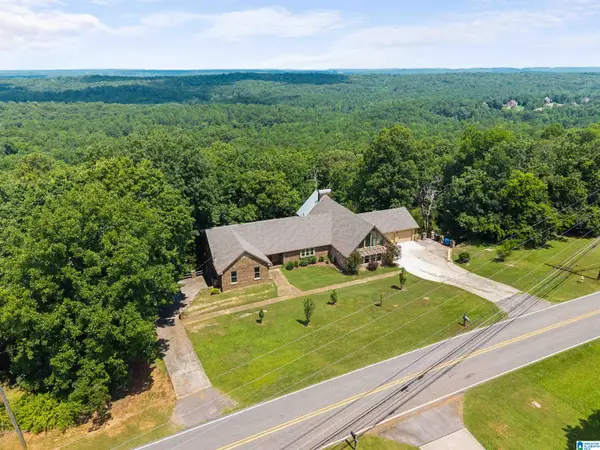 5040 S SHADES CREST ROAD, Bessemer, AL 35022