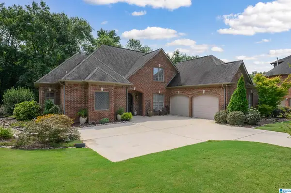136 SYDNEY LANE, Chelsea, AL 35043