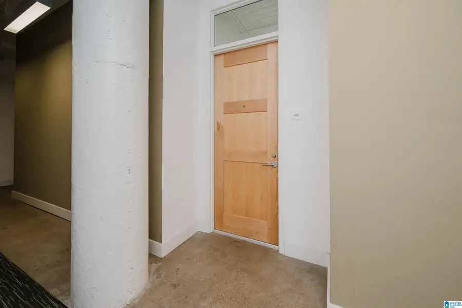 2201 5TH AVENUE, Birmingham, AL 35233 - #3