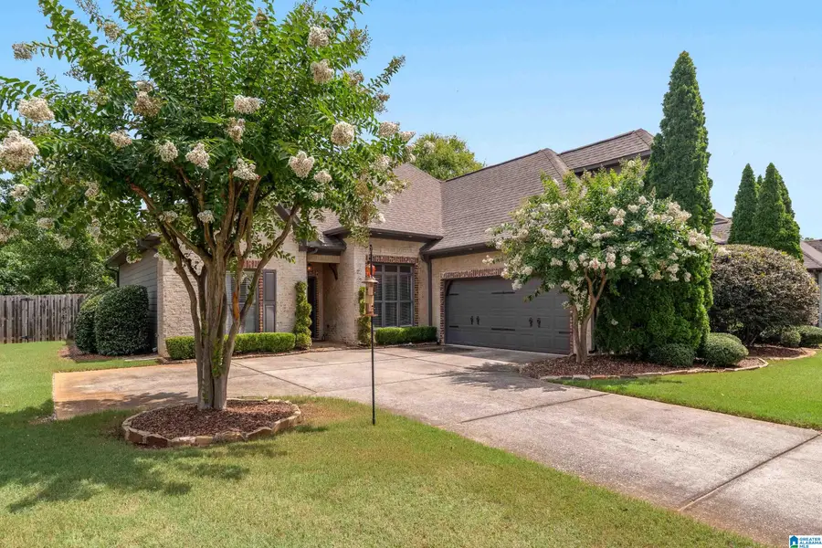 660 BARKLEY CIRCLE, Alabaster, AL 35007 - #3
