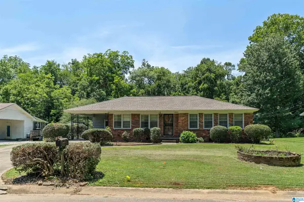 829 TWIN LAKE DRIVE NE, Birmingham, AL 35215