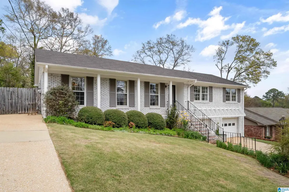 636 BIENVILLE LANE, Birmingham, AL 35213 - #1